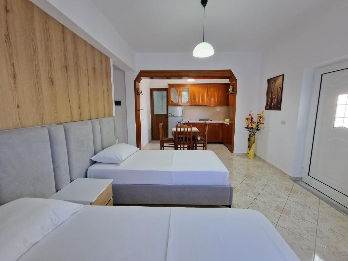 Vila Anxhelo Ksamil Bagian luar foto